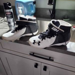 Boys Baseball Cleats